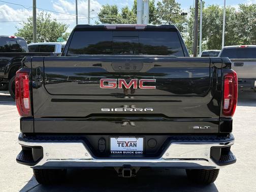 Onyx Black 2021 GMC Sierra 1500 SLT