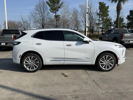 White Tri-Coat 2026 Buick Envision Avenir