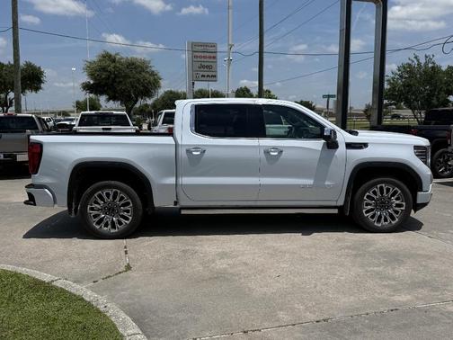 Glacier White 2026 GMC Sierra 1500 Denali Ultimate