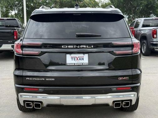 2024 GMC Acadia Denali