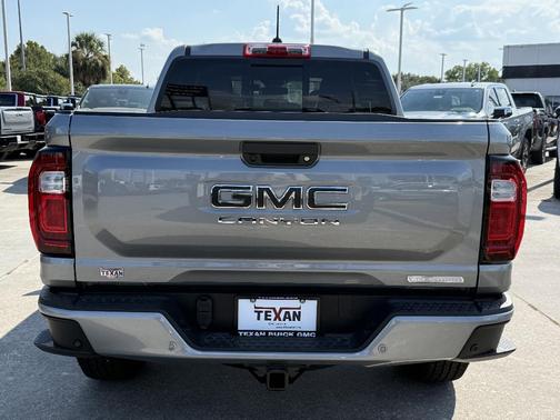 Sterling 2026 GMC Canyon Elevation