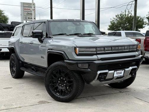 Meteorite Metallic 2026 GMC HUMMER EV SUV 2X