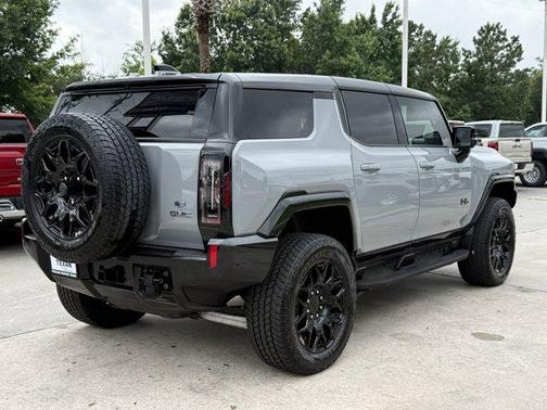 Meteorite Metallic 2026 GMC HUMMER EV SUV 2X