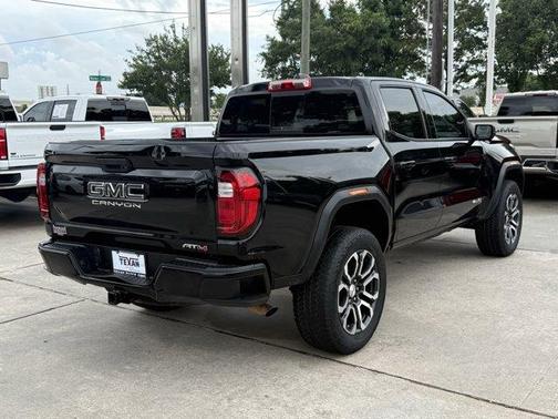 Onyx Black 2023 GMC Canyon AT4