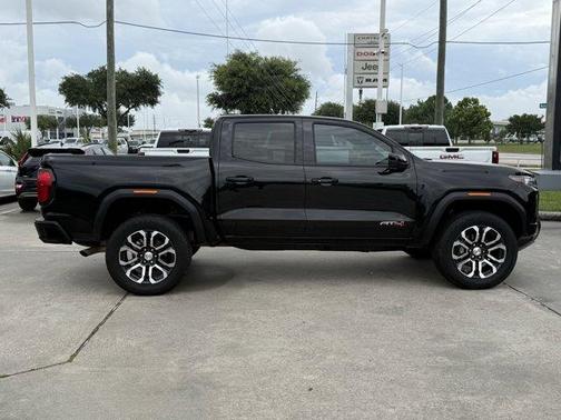 Onyx Black 2023 GMC Canyon AT4