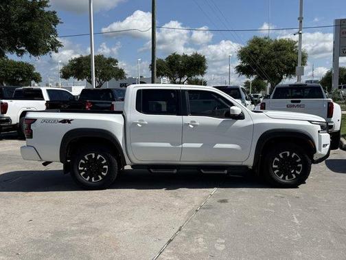 Glacier White 2022 Nissan Frontier PRO-4X