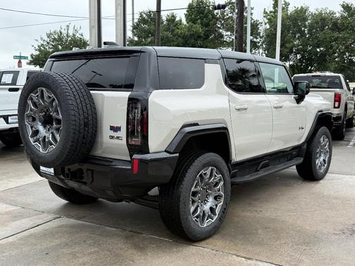 Dune 2026 GMC HUMMER EV SUV 3X