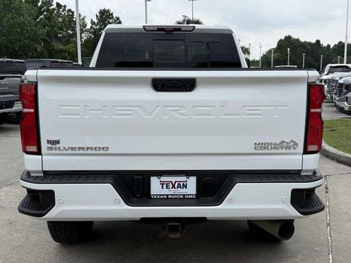 Summit White 2024 Chevrolet Silverado 3500 High Country