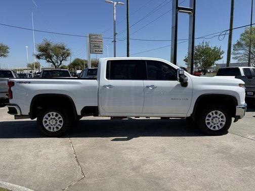 Summit White 2021 Chevrolet Silverado 2500 LTZ