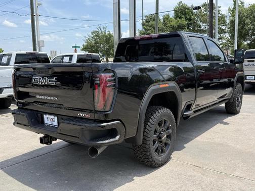Onyx Black 2026 GMC Sierra 2500 AT4