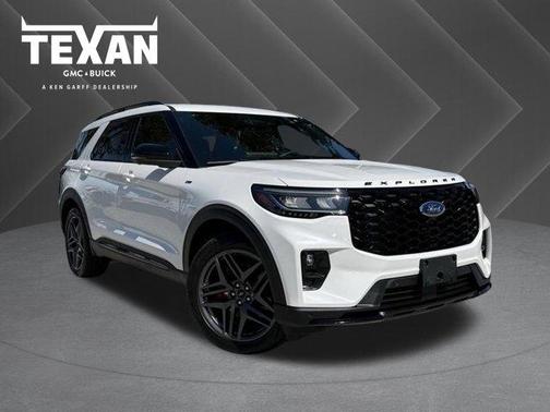 White Metallic 2025 Ford Explorer ST-Line