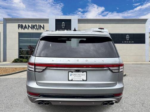 Silver Radiance Metallic Clearcoat 2023 Lincoln Aviator Reserve