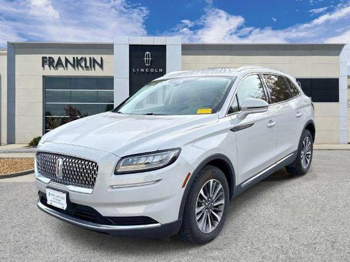 Ceramic Pearl Metallic Tinted Clearcoat 2023 Lincoln Nautilus Standard