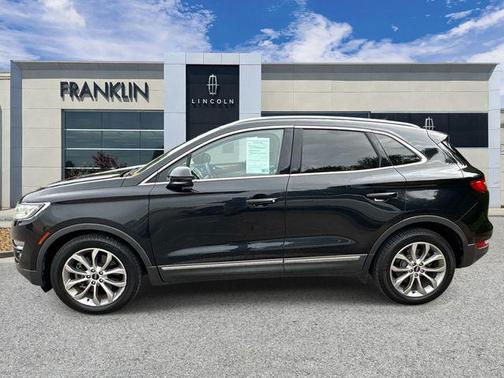 Tuxedo Black Metallic 2015 Lincoln MKC Base