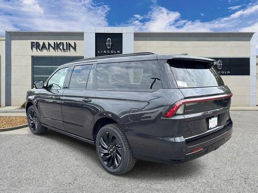 Starlight Gray Premium Colorant 2026 Lincoln Navigator Reserve