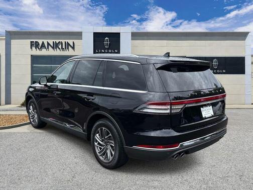 Infinite Black Metallic Clearcoat 2023 Lincoln Aviator Standard