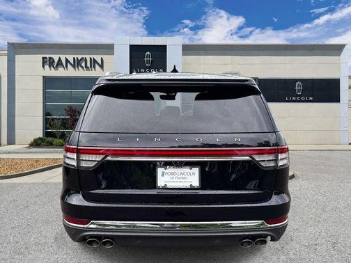 Infinite Black Metallic Clearcoat 2023 Lincoln Aviator Standard