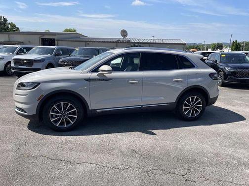 Ceramic Pearl Metallic Tinted Clearcoat 2022 Lincoln Nautilus Standard