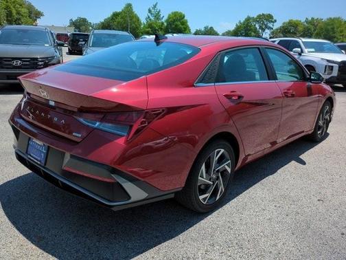 2025 Hyundai ELANTRA HEV Limited