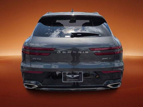 Makalu Gray 2026 Genesis GV70 3.5T Sport Prestige