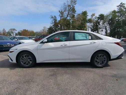 2025 Hyundai ELANTRA HEV Blue