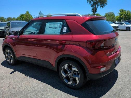 2025 Hyundai VENUE Limited