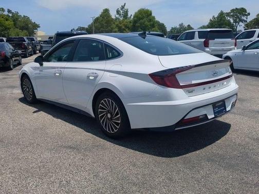 2021 Hyundai SONATA Hybrid Limited