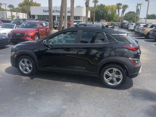 2023 Hyundai KONA SEL