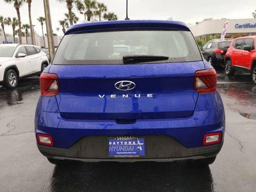 2024 Hyundai VENUE Limited