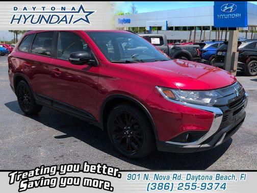 Red 2019 Mitsubishi Outlander
