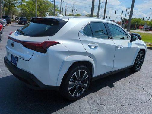 2025 Lexus UX 300h 300H