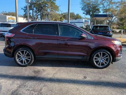 2020 Ford Edge Titanium