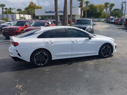 2023 Kia K5 GT-Line