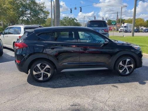 2018 Hyundai TUCSON Sport
