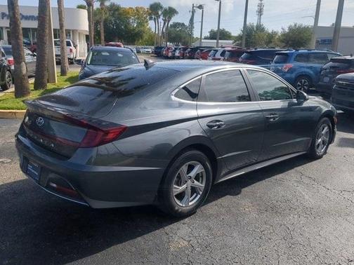 2023 Hyundai SONATA SE