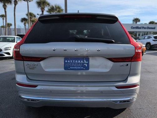 2023 Volvo XC60 B5 Plus Bright Theme