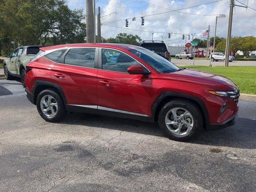 2024 Hyundai TUCSON SE