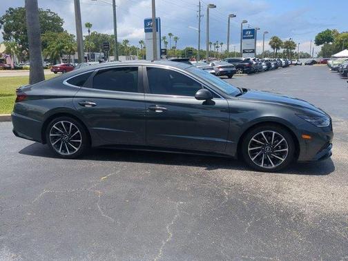 2023 Hyundai SONATA Limited
