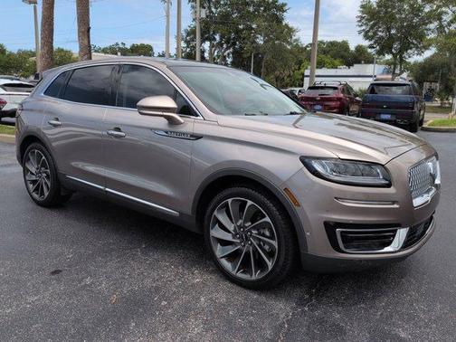 Mocha 2019 Lincoln Nautilus Reserve