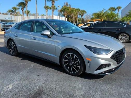 2021 Hyundai SONATA Limited