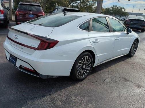 2021 Hyundai SONATA Hybrid SEL
