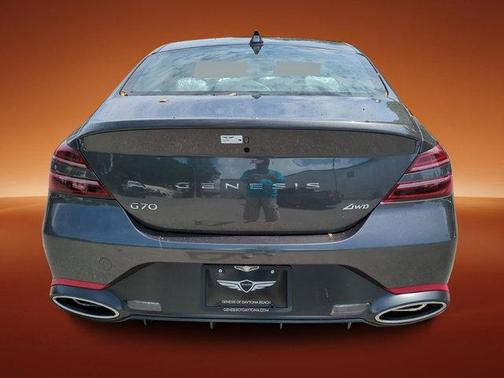 2025 Genesis G70 2.5T