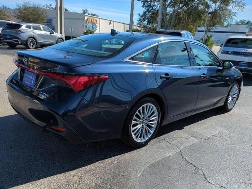 2020 Toyota Avalon Hybrid Limited