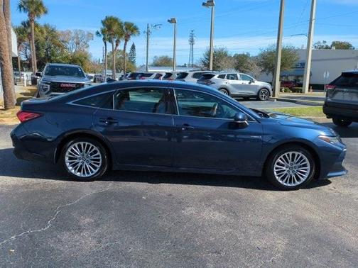 2020 Toyota Avalon Hybrid Limited