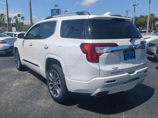 2020 GMC Acadia Denali