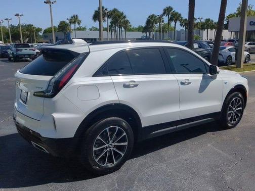 2024 Cadillac XT4 Sport