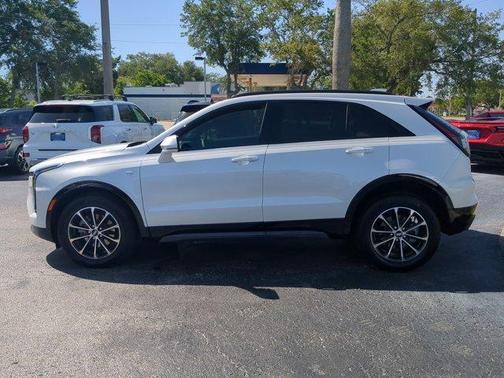 2024 Cadillac XT4 Sport