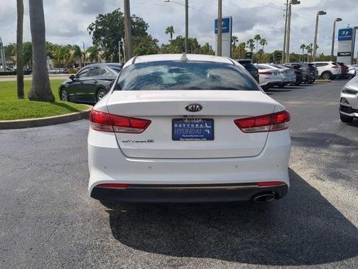 2018 Kia Optima LX