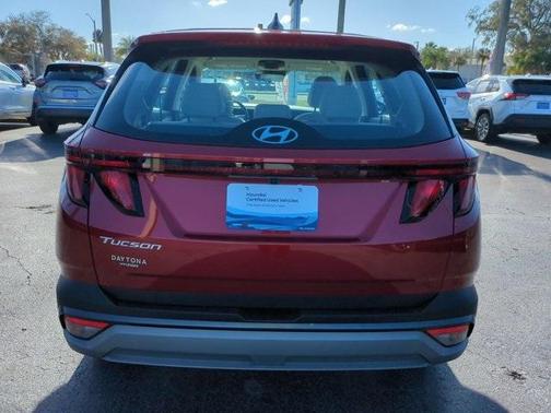 2025 Hyundai TUCSON SE