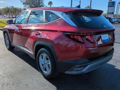 2025 Hyundai TUCSON SE